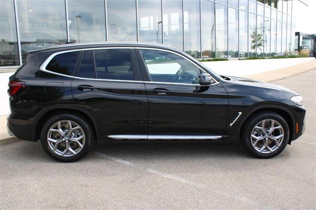 Photo of 2023 Black Sapphire Metallic BMW X3