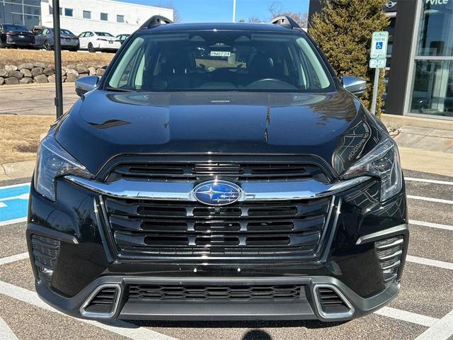 Photo of 2023 Crystal Black Silica Subaru Ascent