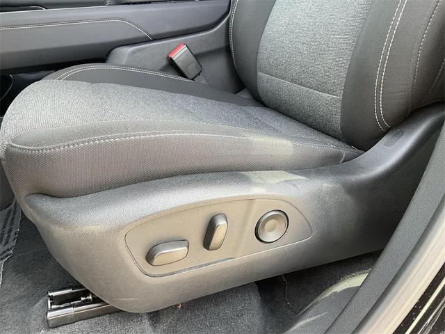 Photo of 2025 Ebony Twilight Metallic GMC Acadia