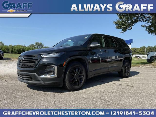 Photo of 2023 Mosaic Black Metallic Chevrolet Traverse