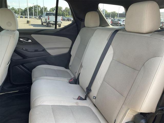 Photo of 2023 Mosaic Black Metallic Chevrolet Traverse