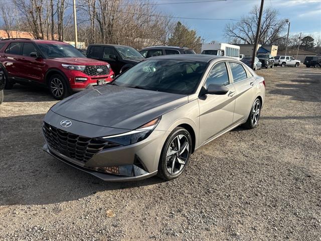 Photo of 2023 Ecotronic Gray Hyundai ELANTRA