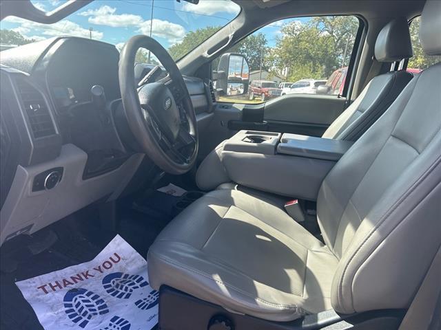Photo of 2018 Oxford White Ford F-450