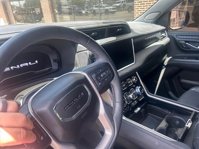 Photo of 2023 Onyx Black GMC Yukon