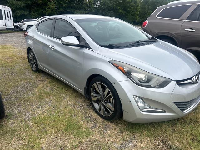 Photo of 2015 Shimmering Air Silver Hyundai ELANTRA