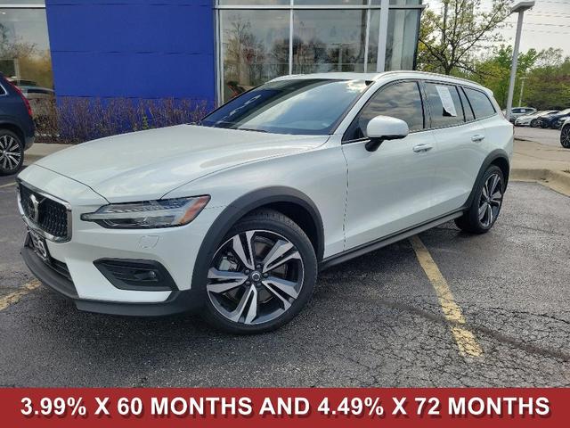 2024 Volvo V60 Cross Country