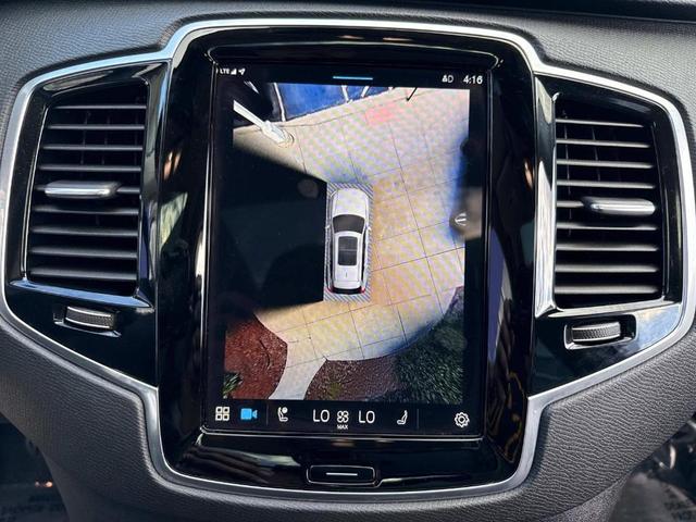 Photo of 2024 Metallic Volvo XC90