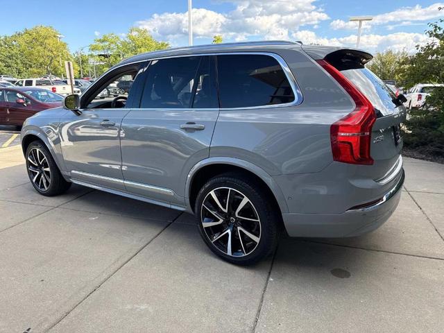 Photo of 2024 Metallic Volvo XC90