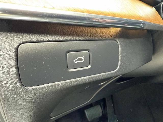 Photo of 2024 Metallic Volvo XC90