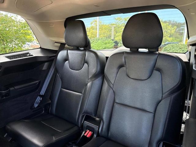 Photo of 2024 Metallic Volvo XC90