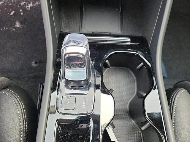 Photo of 2025 Silver Volvo XC40