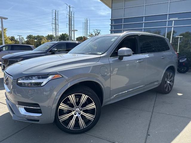 Photo of 2024 Metallic Volvo XC90 Recharge Plug-In Hybrid