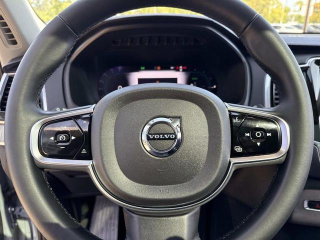 Photo of 2024 Metallic Volvo XC90 Recharge Plug-In Hybrid