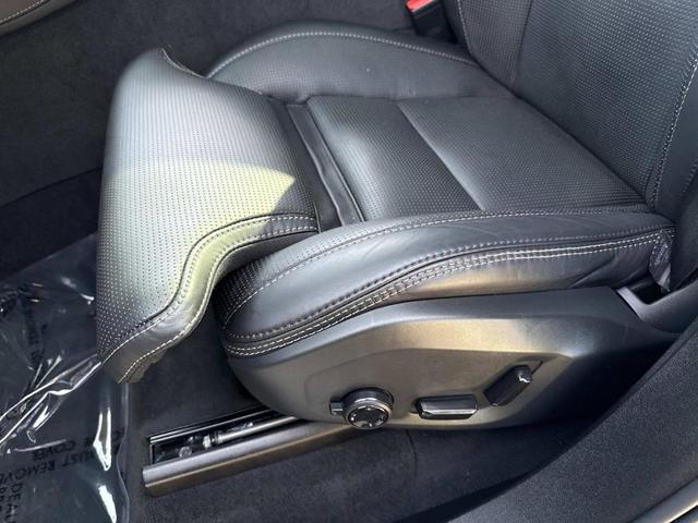 Photo of 2024 Metallic Volvo XC90 Recharge Plug-In Hybrid