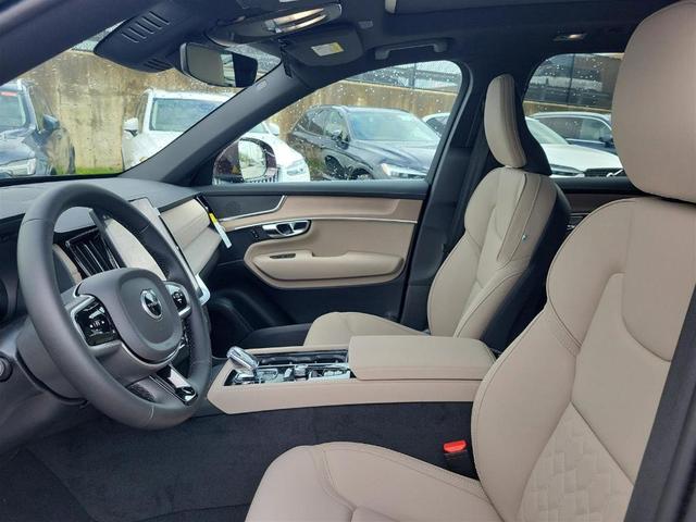 Photo of 2025 Mulberry Red Volvo XC90