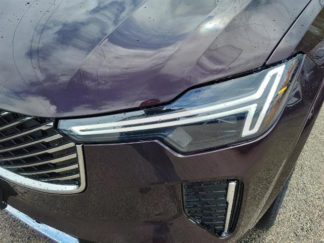 Photo of 2025 Mulberry Red Volvo XC90