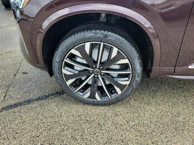 Photo of 2025 Mulberry Red Volvo XC90