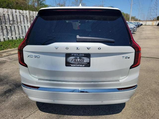 Photo of 2025 Crystal White Pearl Volvo XC90 Plug-In Hybrid