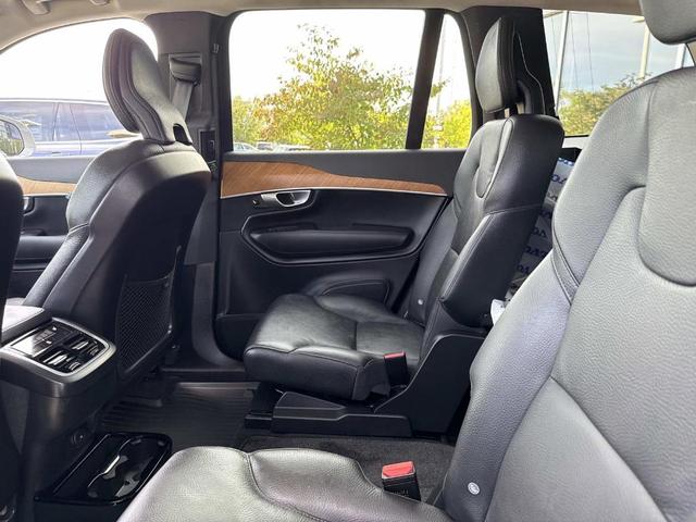 Photo of 2024 Metallic Volvo XC90