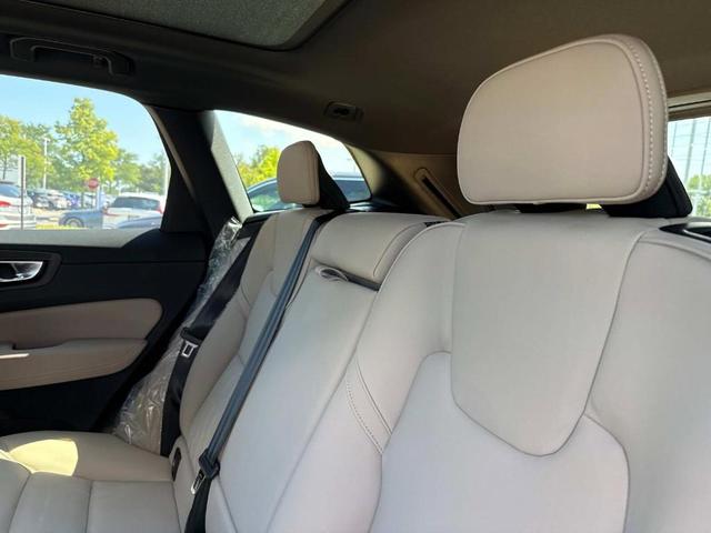 Photo of 2026 Denim Blue Volvo XC60