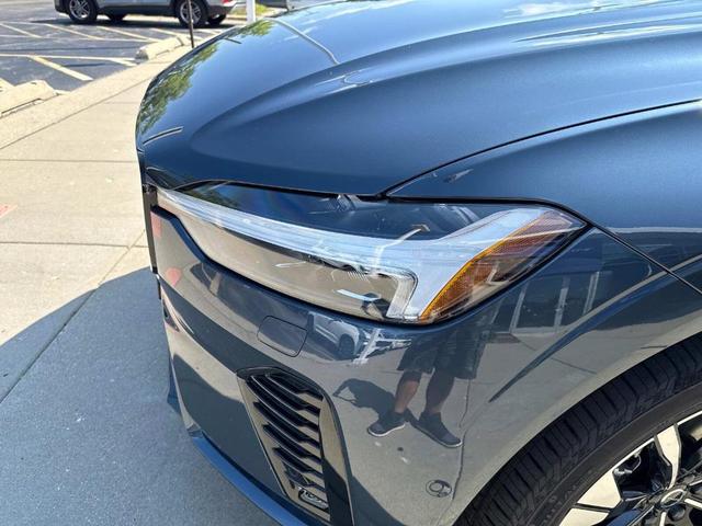 Photo of 2026 Denim Blue Volvo XC60