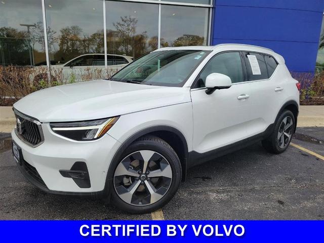2023 Volvo XC40