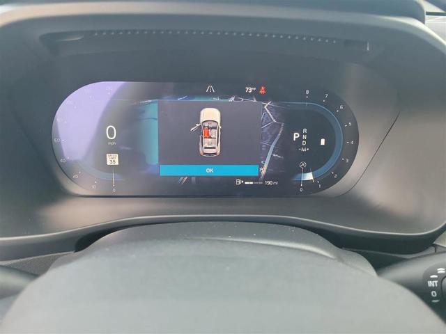 Photo of 2025 Crystal White Pearl Volvo XC40