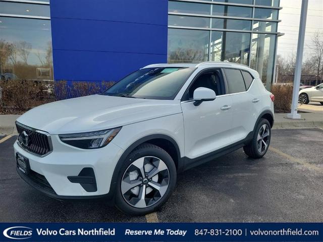 Photo of 2025 Crystal White Pearl Volvo XC40