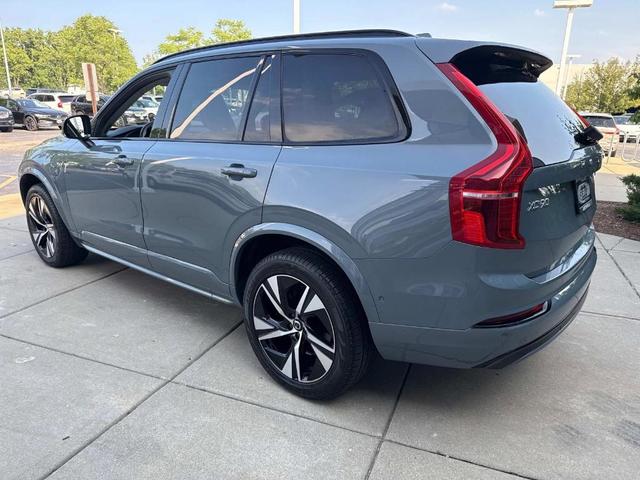 Photo of 2023 Thunder Gray Metallic Volvo XC90 Recharge Plug-In Hybrid