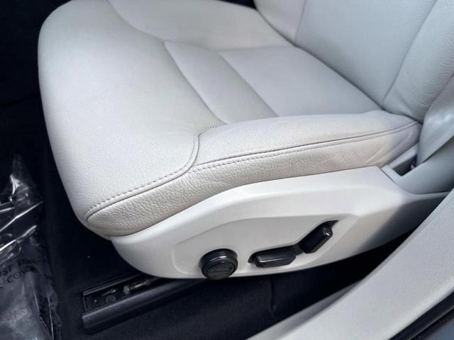 Photo of 2023 Thunder Gray Metallic Volvo XC90 Recharge Plug-In Hybrid