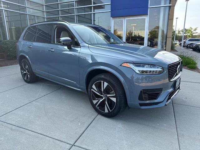 Photo of 2023 Thunder Gray Metallic Volvo XC90 Recharge Plug-In Hybrid