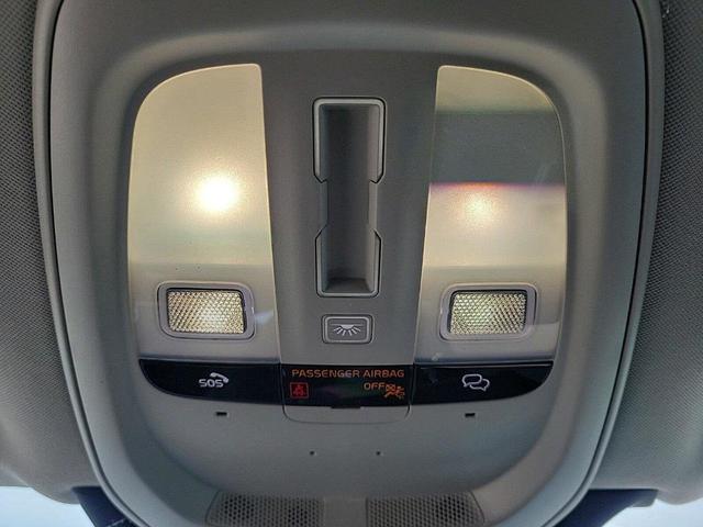 Photo of 2025 Crystal White Pearl Volvo XC90 Plug-In Hybrid