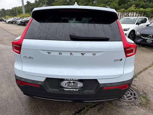 Photo of 2026 Cloud 9 White Volvo XC40