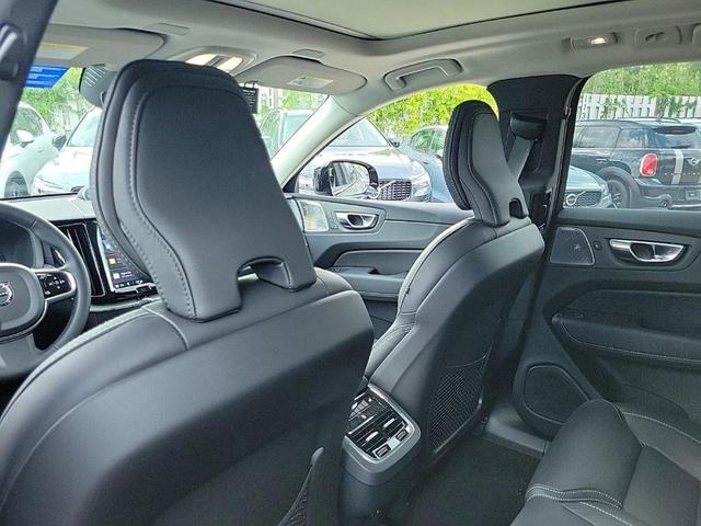 Photo of 2025 Vapour Gray Volvo XC60
