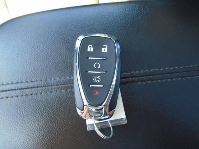 Photo of 2017 GRAY Chevrolet Malibu