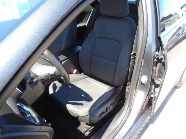 Photo of 2017 GRAY Chevrolet Malibu
