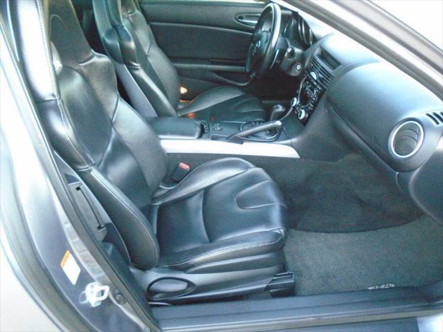 Photo of 2004 GRAY Mazda RX-8