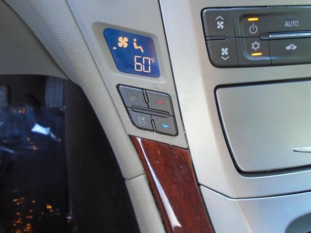 Photo of 2012 GRAY Cadillac CTS