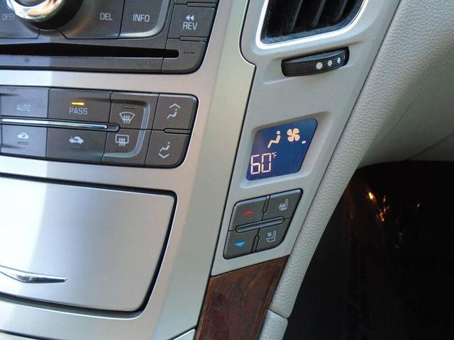 Photo of 2012 GRAY Cadillac CTS