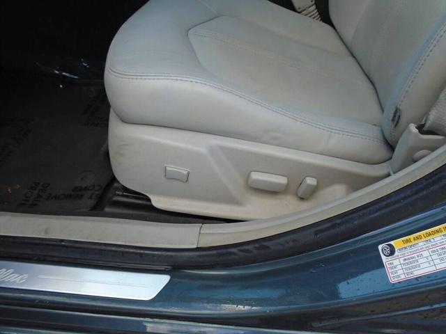 Photo of 2012 GRAY Cadillac CTS