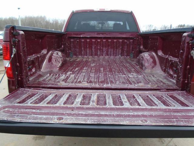 Photo of 2004 MAROON Ford F-150