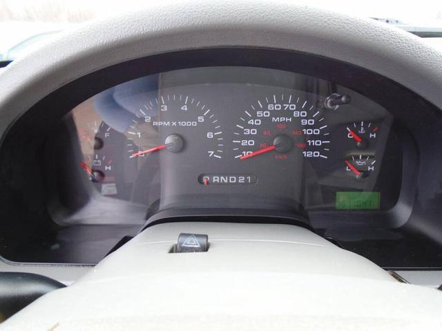 Photo of 2004 MAROON Ford F-150