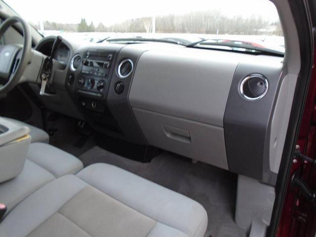 Photo of 2004 MAROON Ford F-150