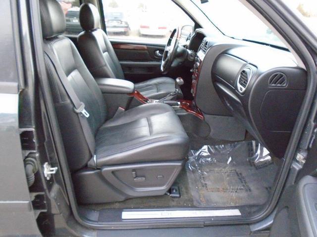 Photo of 2006 GRAY GMC Envoy