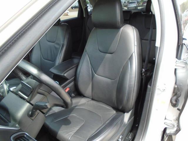 Photo of 2017 SILVER Ford Edge