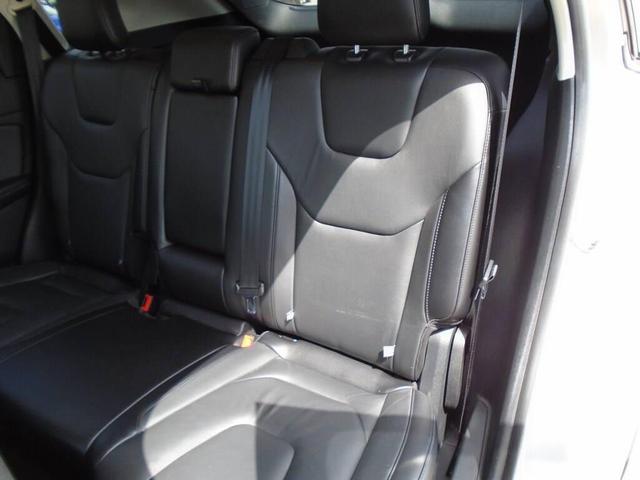 Photo of 2017 SILVER Ford Edge