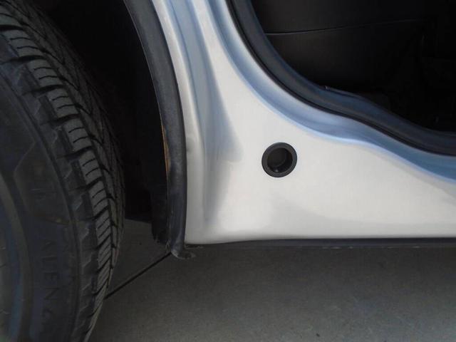 Photo of 2017 SILVER Ford Edge
