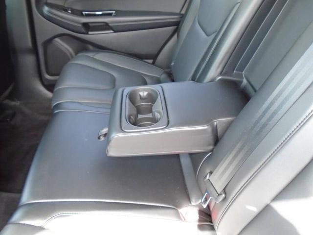 Photo of 2017 SILVER Ford Edge
