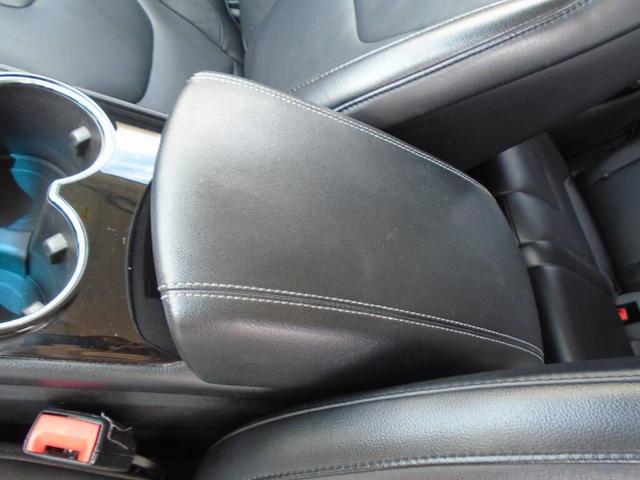 Photo of 2017 SILVER Ford Edge