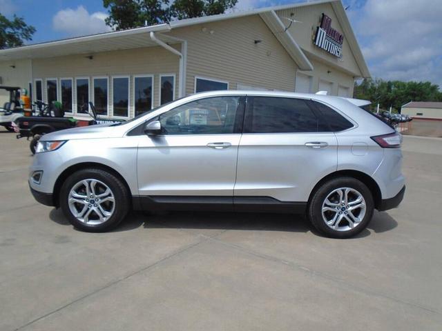 Photo of 2017 SILVER Ford Edge